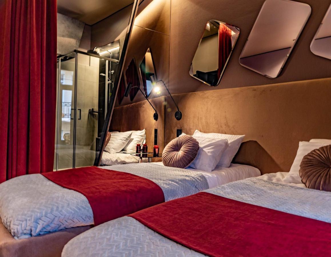Luxury Upscale Apartments On 18 M Zhitomirska Київ Екстер'єр фото