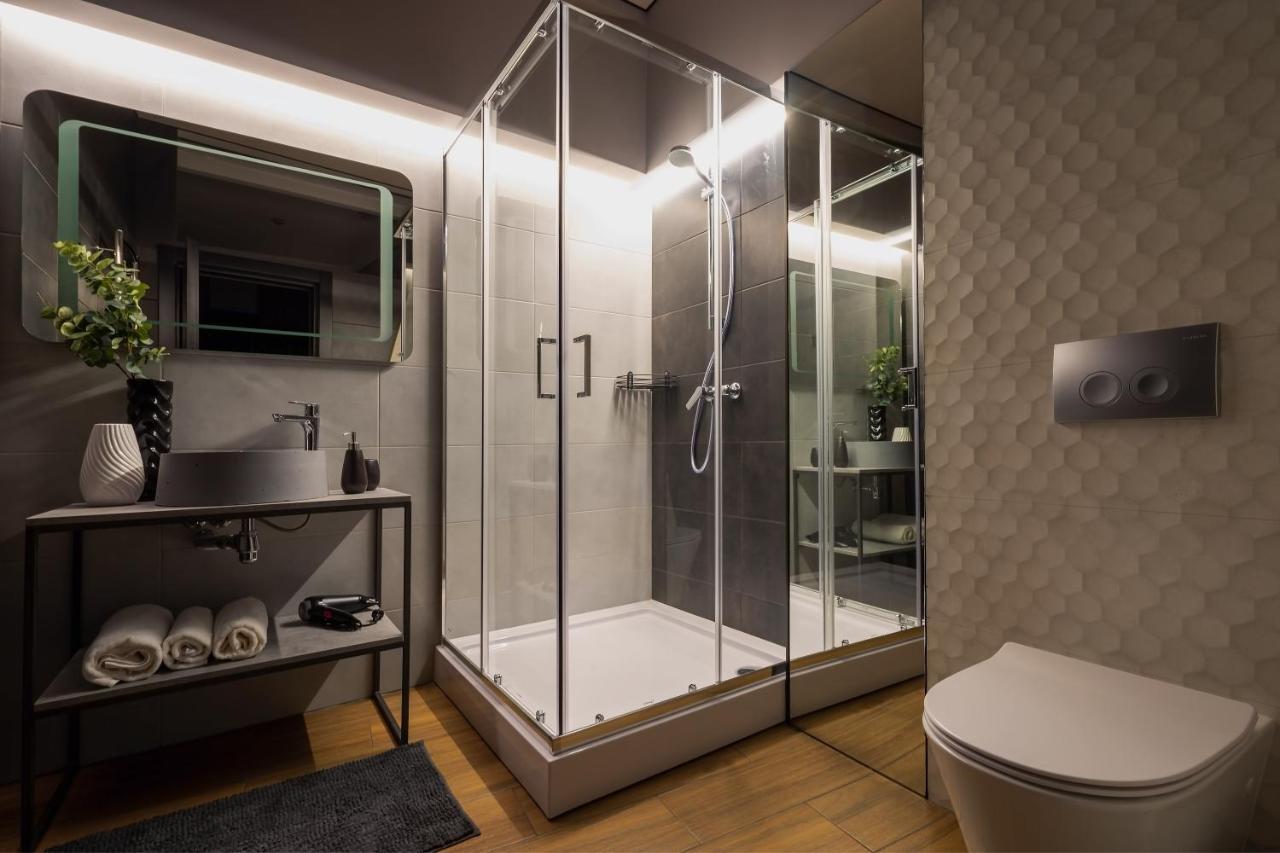Luxury Upscale Apartments On 18 M Zhitomirska Київ Екстер'єр фото